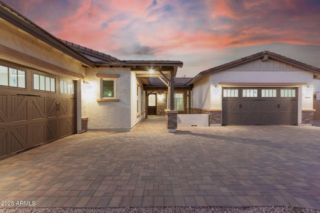 21140 E DIANA Way, Queen Creek, AZ 85142