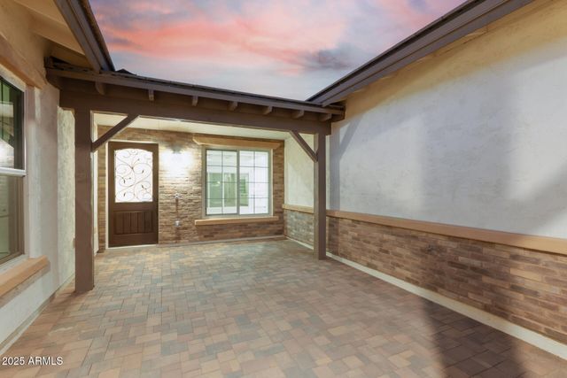 21140 E DIANA Way, Queen Creek, AZ 85142