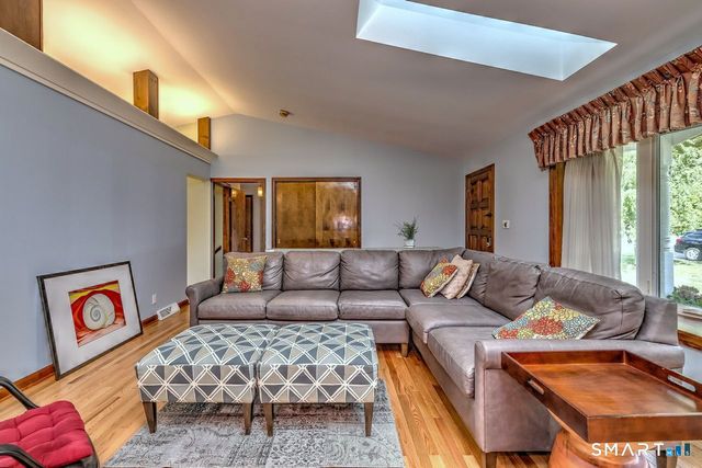 90 Brook Hill Road, Hamden, CT 06514