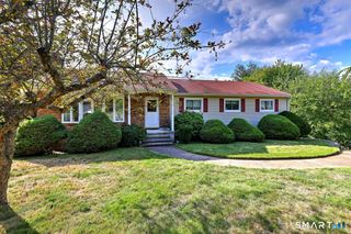90 Brook Hill Road, Hamden, CT 06514