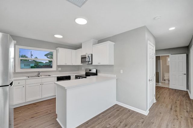 3330 SW 18TH Street, Fort Lauderdale, FL 33312