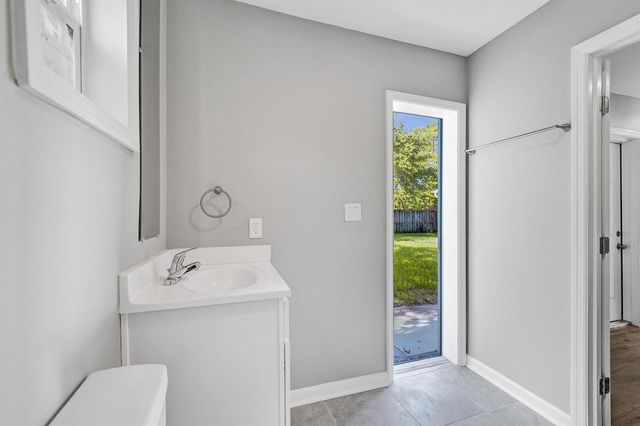 3330 SW 18TH Street, Fort Lauderdale, FL 33312