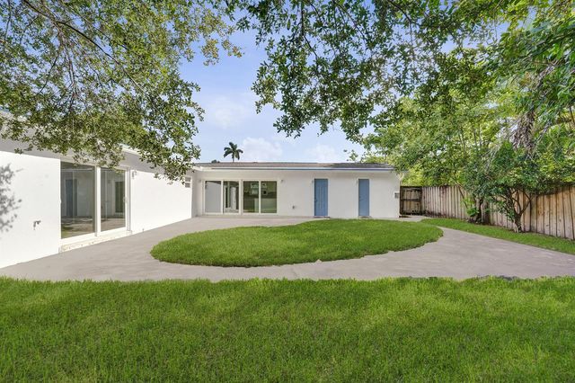 3330 SW 18TH Street, Fort Lauderdale, FL 33312