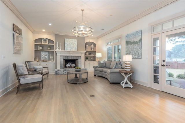 3233 WEDGE HILL CV, Memphis, TN 38125