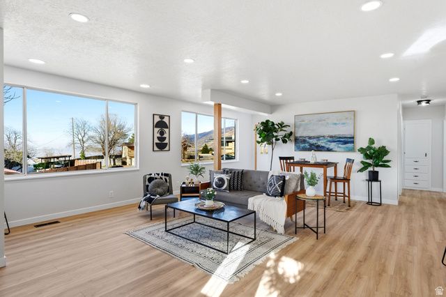 1087 ARLINGTON WAY, Bountiful, UT 84010