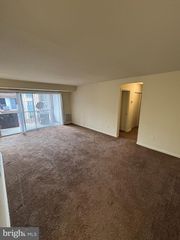 3827 SAINT BARNABAS RD #T 103, Suitland, MD 20746