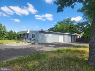 1910 FAIRFAX AVE, Cherry Hill, NJ 08003