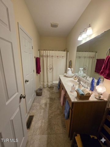 11579 Meadowood Drive 6a, Bristol, VA 24202