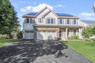 8313 Wildspring Parkway, Joliet, IL 60431