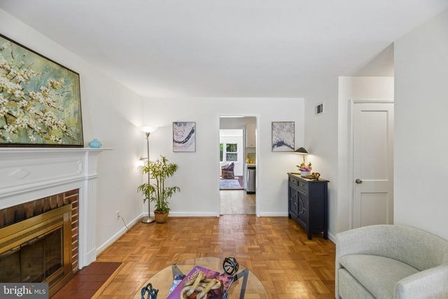 31 S EDISON ST, Arlington, VA 22204