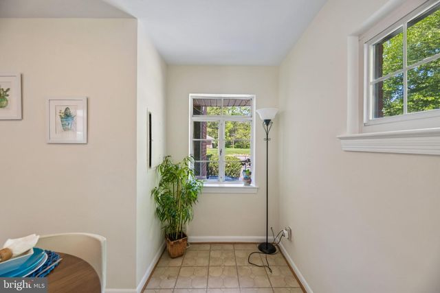 31 S EDISON ST, Arlington, VA 22204