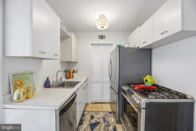 31 S EDISON ST, Arlington, VA 22204