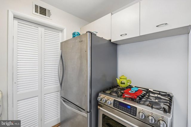 31 S EDISON ST, Arlington, VA 22204
