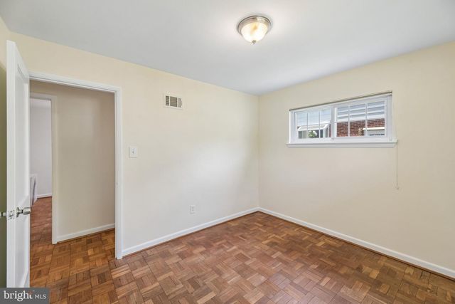31 S EDISON ST, Arlington, VA 22204