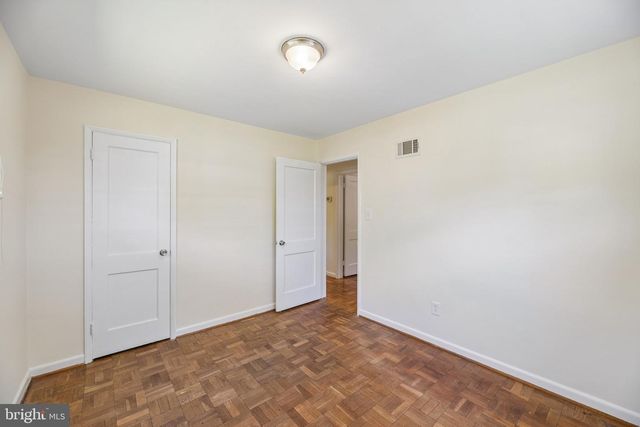 31 S EDISON ST, Arlington, VA 22204