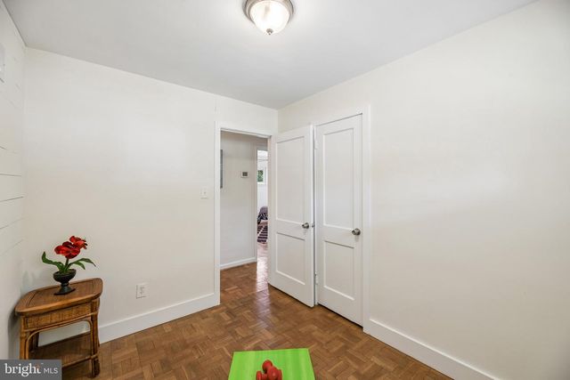 31 S EDISON ST, Arlington, VA 22204