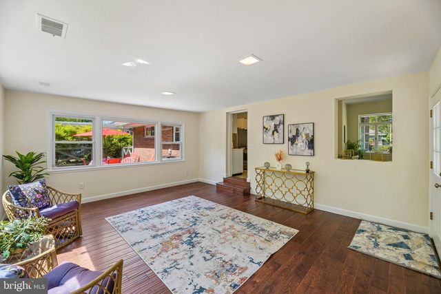 31 S EDISON ST, Arlington, VA 22204