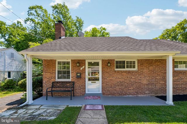 31 S EDISON ST, Arlington, VA 22204