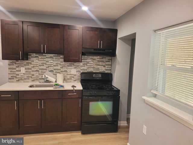 7115 EDMUND ST, Philadelphia, PA 19135