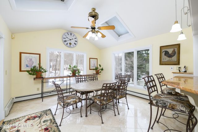 158 Willow Grove Drive, Lincroft, NJ 07738