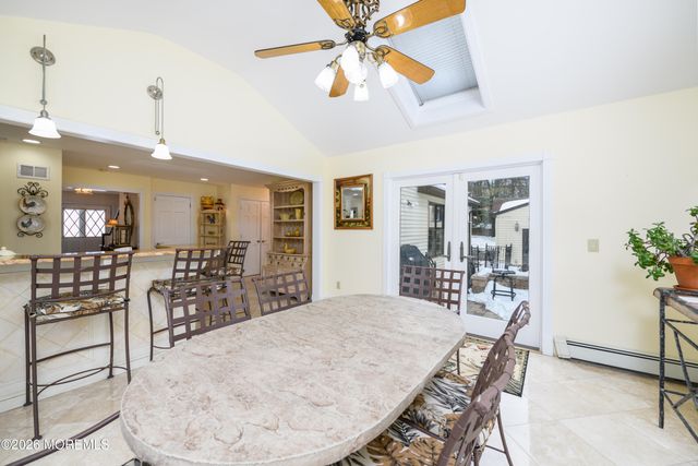 158 Willow Grove Drive, Lincroft, NJ 07738