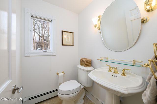 158 Willow Grove Drive, Lincroft, NJ 07738