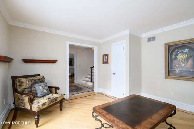 158 Willow Grove Drive, Lincroft, NJ 07738