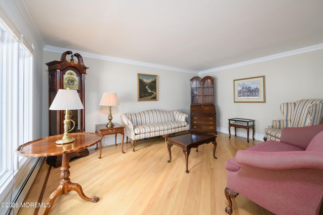 158 Willow Grove Drive, Lincroft, NJ 07738