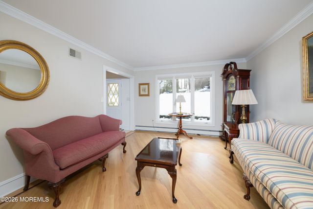 158 Willow Grove Drive, Lincroft, NJ 07738