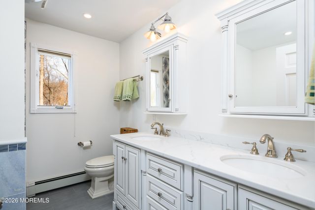 158 Willow Grove Drive, Lincroft, NJ 07738