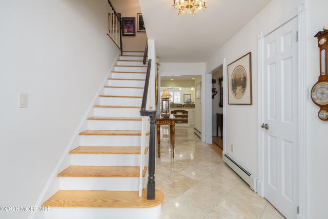 158 Willow Grove Drive, Lincroft, NJ 07738