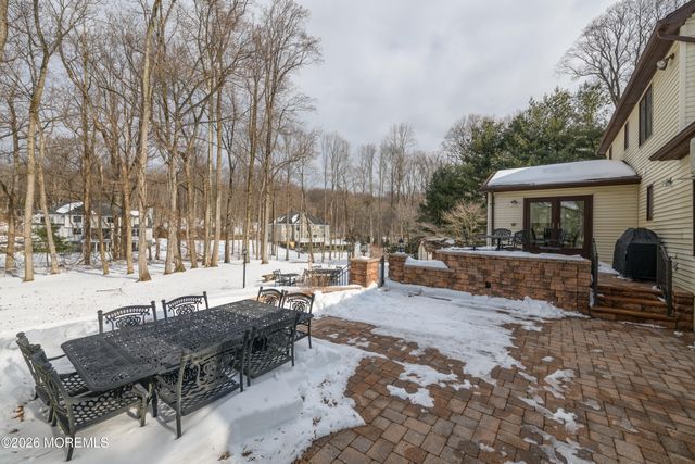 158 Willow Grove Drive, Lincroft, NJ 07738