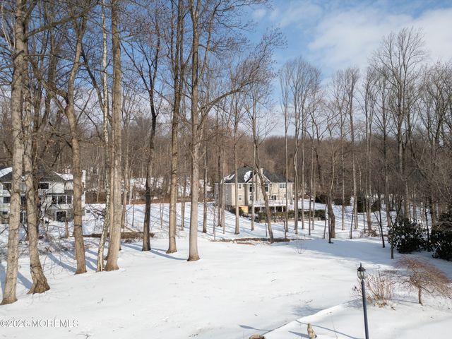 158 Willow Grove Drive, Lincroft, NJ 07738