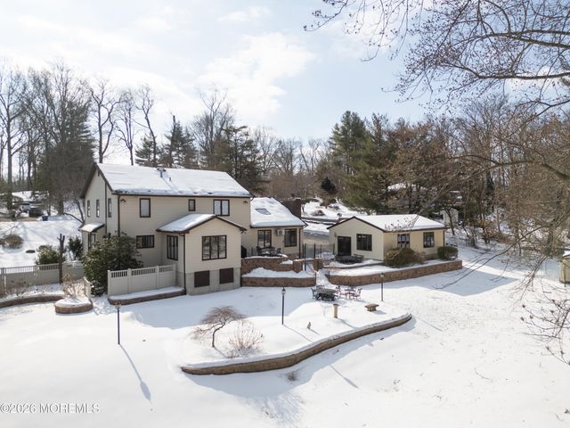 158 Willow Grove Drive, Lincroft, NJ 07738