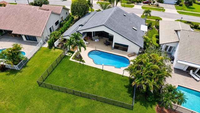 10875 Boca Woods Lane, Boca Raton, FL 33428