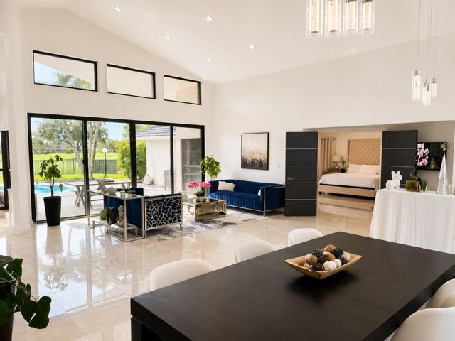 10875 Boca Woods Lane, Boca Raton, FL 33428