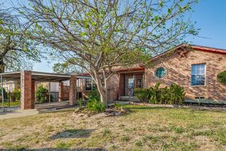 7911 Komalty Drive, Dallas, TX 75217