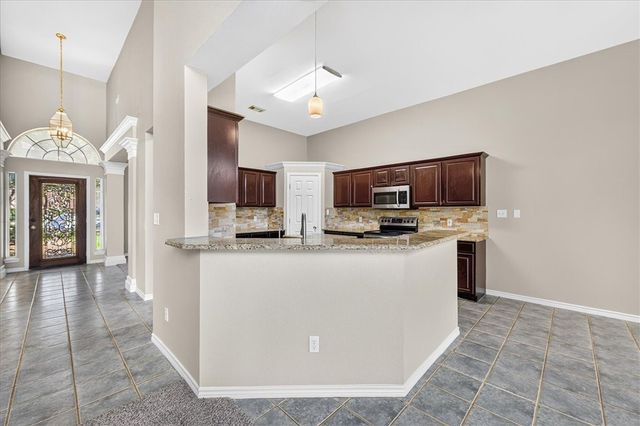 7414 Lake Micala Dr, Corpus Christi, TX 78413