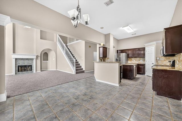 7414 Lake Micala Dr, Corpus Christi, TX 78413