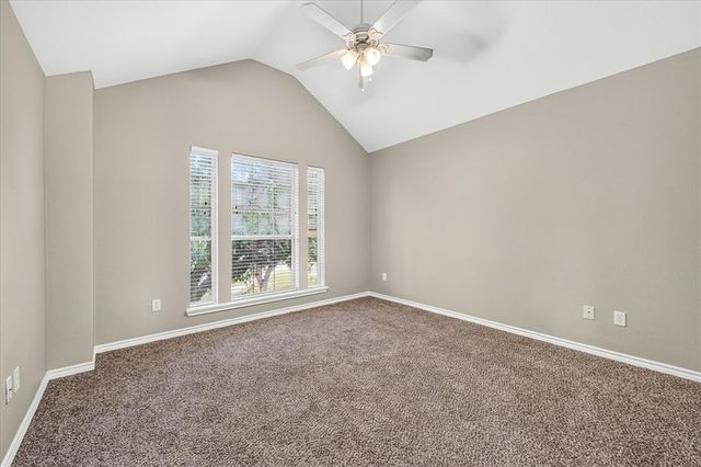 7414 Lake Micala Dr, Corpus Christi, TX 78413