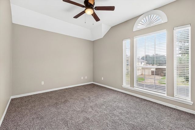 7414 Lake Micala Dr, Corpus Christi, TX 78413