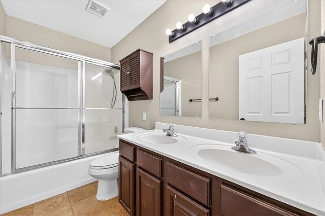 7414 Lake Micala Dr, Corpus Christi, TX 78413