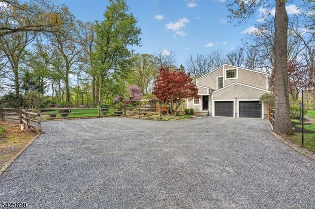 48 Tree Top Rd, Readington Twp., NJ 08889