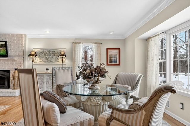 48 Tree Top Rd, Readington Twp., NJ 08889