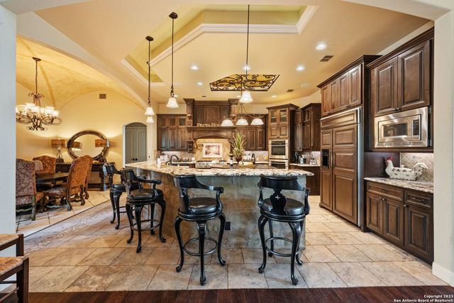 10651 KOSUB LN, San Antonio, TX 78223
