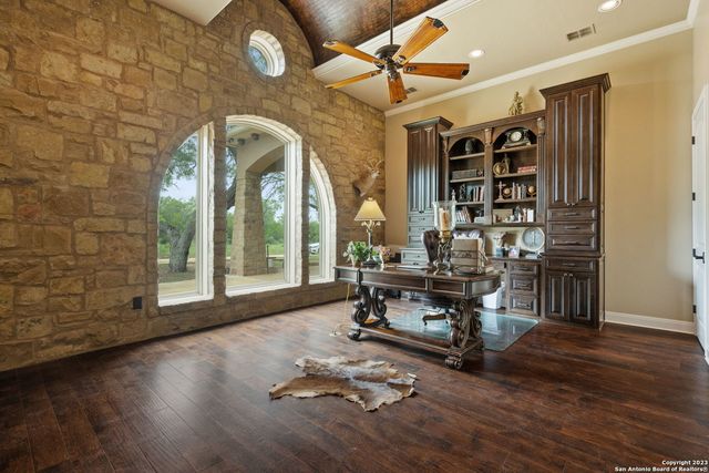 10651 KOSUB LN, San Antonio, TX 78223