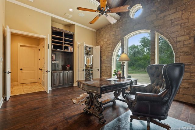 10651 KOSUB LN, San Antonio, TX 78223