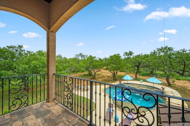 10651 KOSUB LN, San Antonio, TX 78223