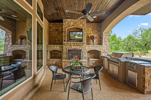 10651 KOSUB LN, San Antonio, TX 78223