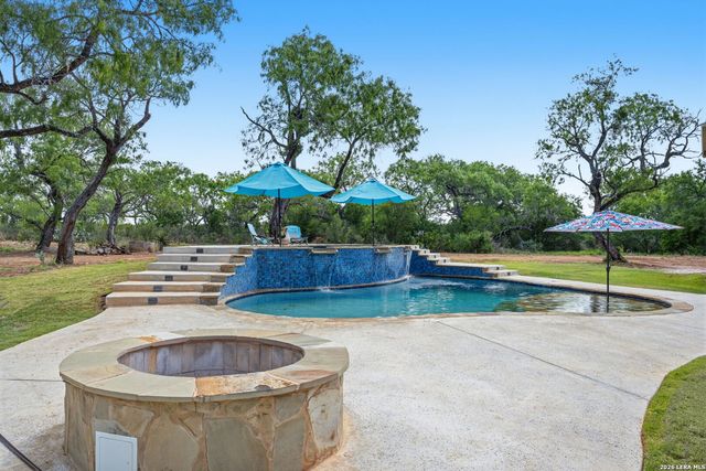 10651 KOSUB LN, San Antonio, TX 78223